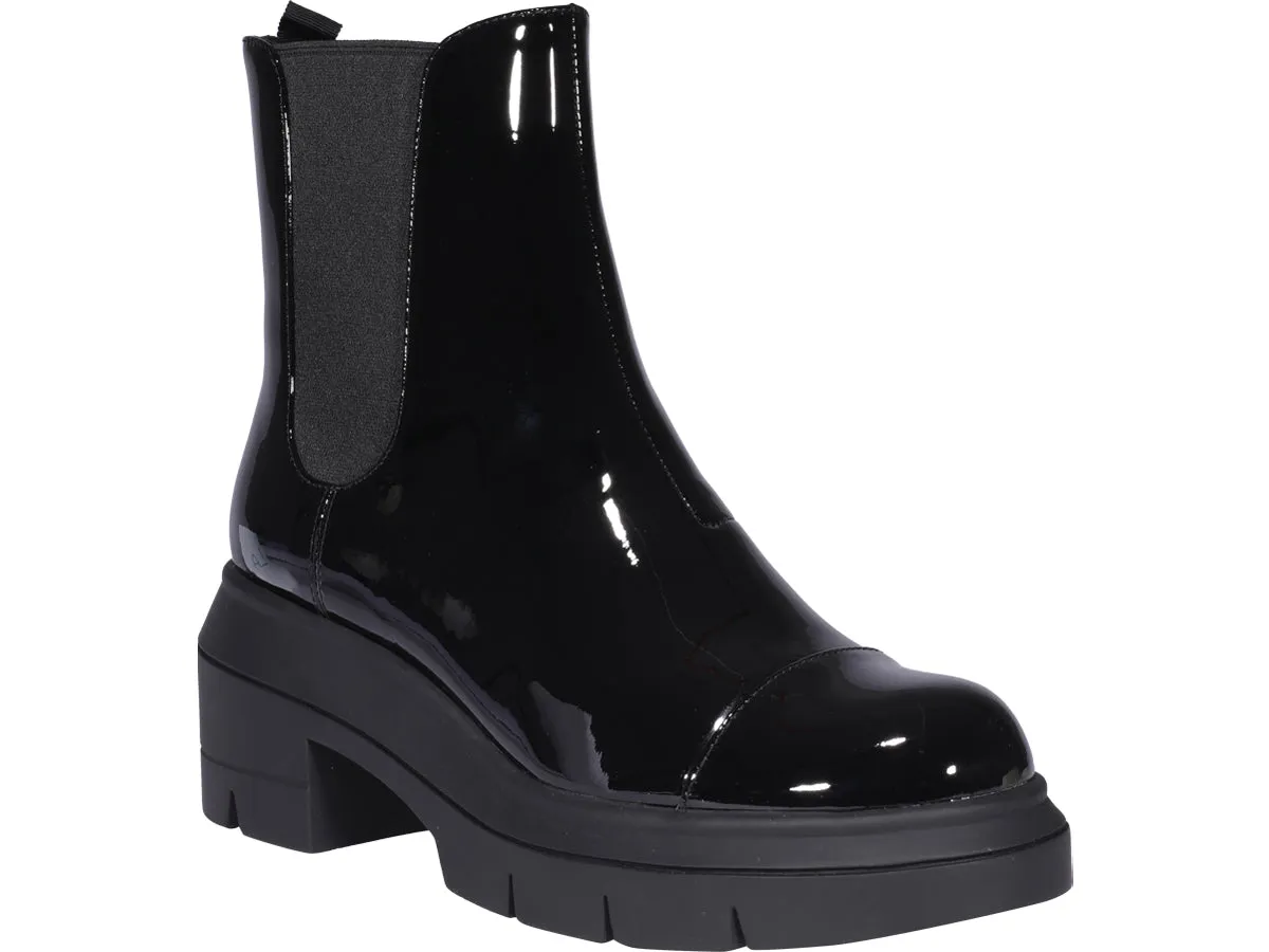 Stuart Weitzman Norah Chunky Sole Ankle Boots