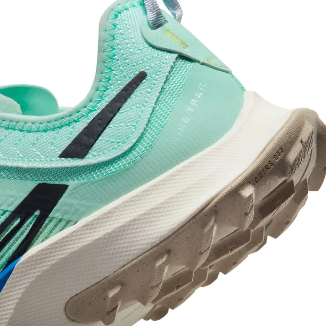 Womens Nike Air Zoom Terra Kiger 8